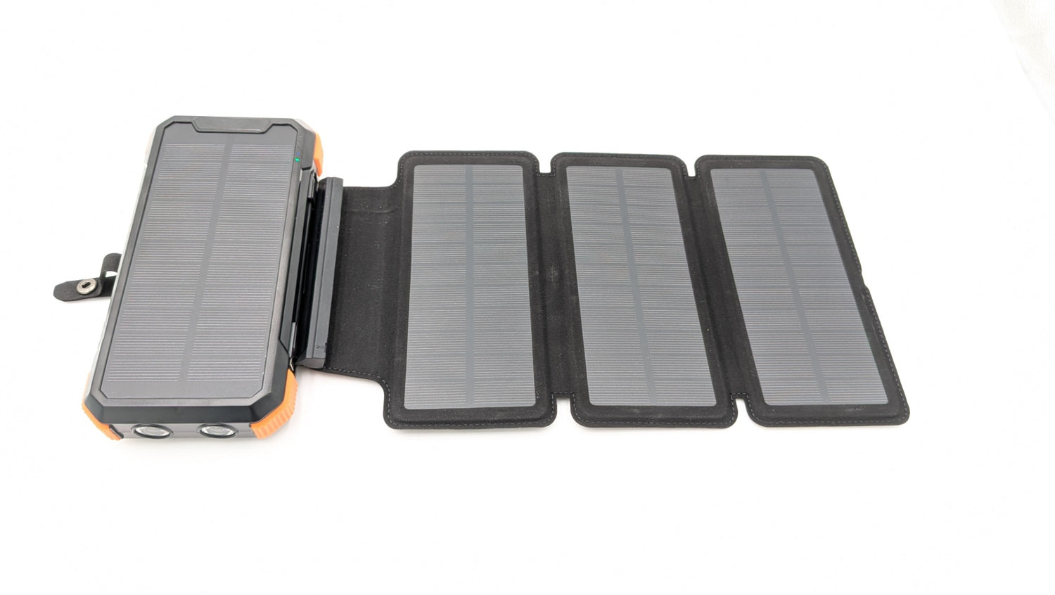 Solar Batter Bank - Hand crank/removable panels and built in Lighter Function - PrepPro Australia