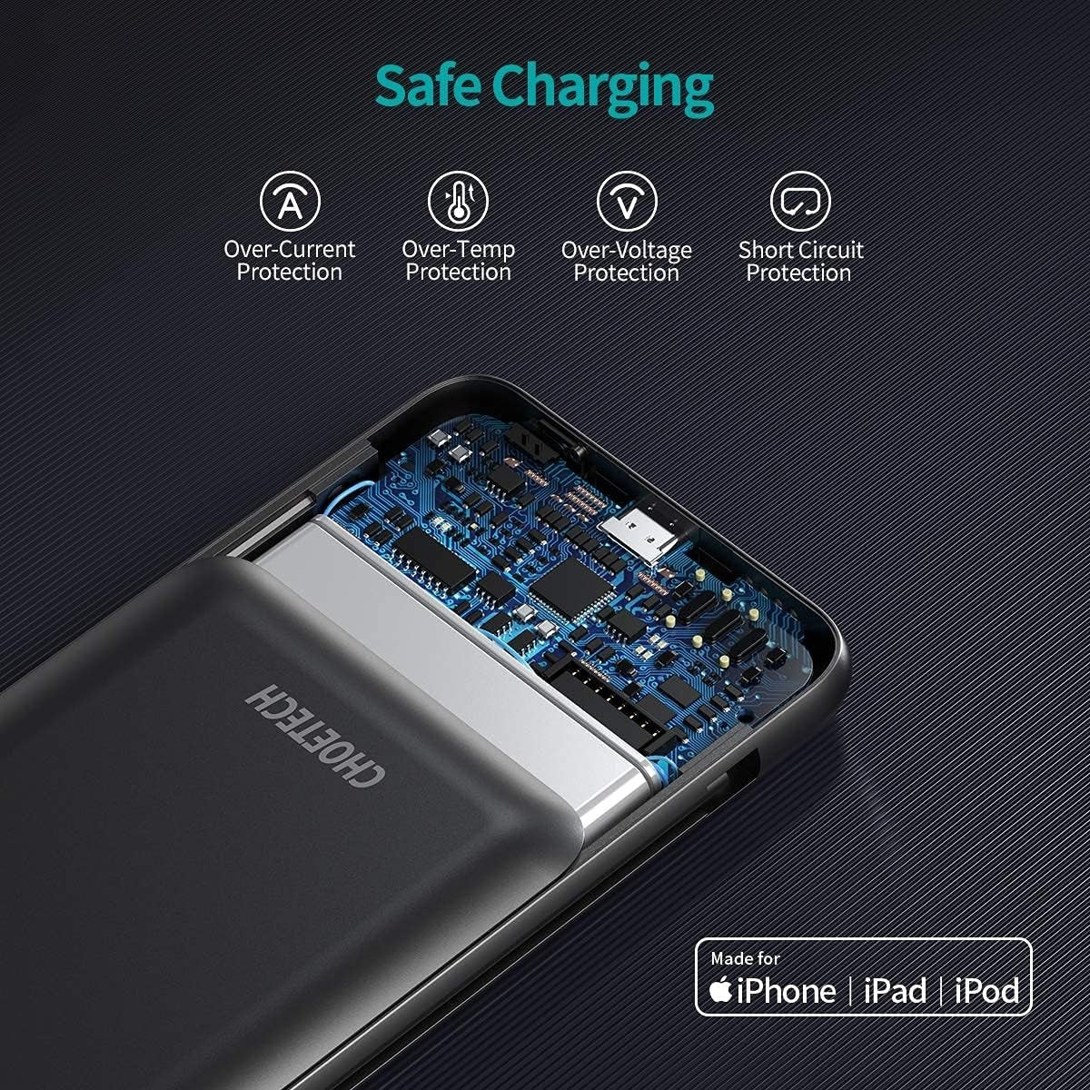 CHOETECH B688-BK 10000mAh Power Bank, Built-In Lightning & USB-C Cables