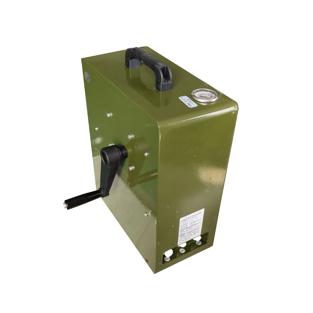 Hand-Cranked Water Purifier Heavy-Duty Off-Grid Filtration — No Power Required - PrepPro Australia