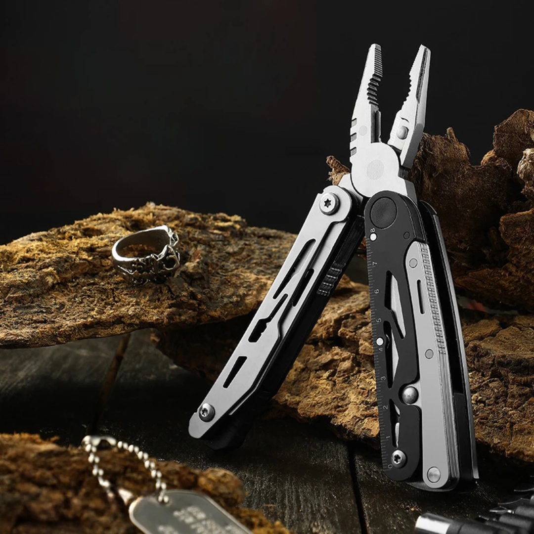 12-in-1 Tactical Multitool – Detachable Scissors Edition