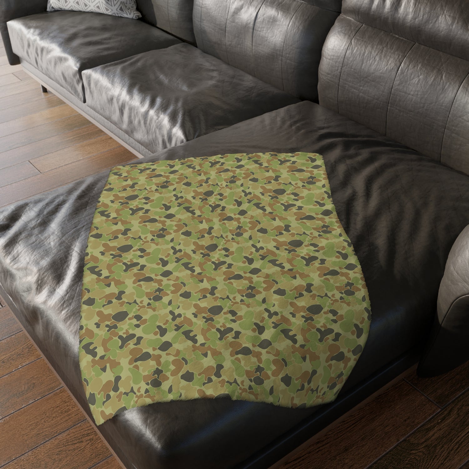 AusCam Velveteen Microfiber Blanket — Soft Two-Sided Camouflage Throw