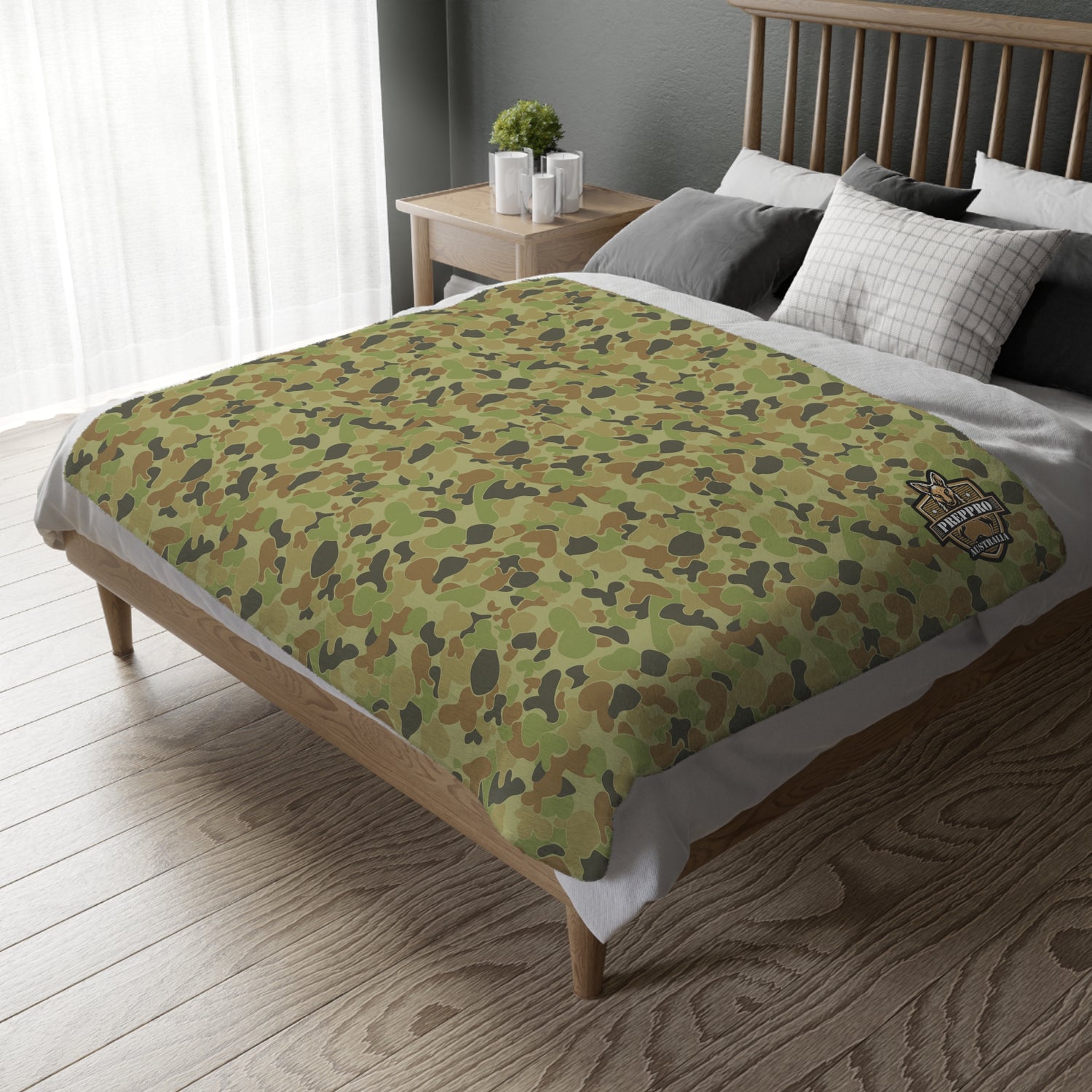 AusCam Velveteen Microfiber Blanket — Soft Two-Sided Camouflage Throw