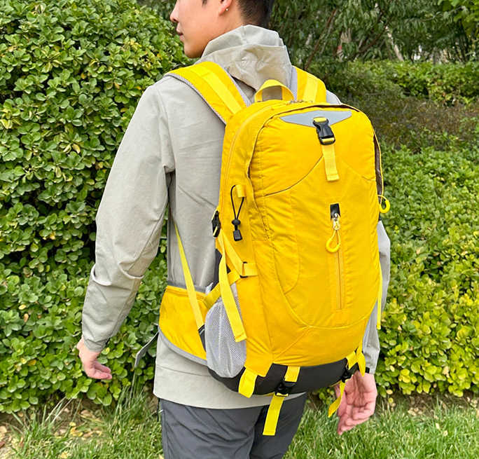 Green Lightweight 30L Hiking Backpack - Water-Resistant